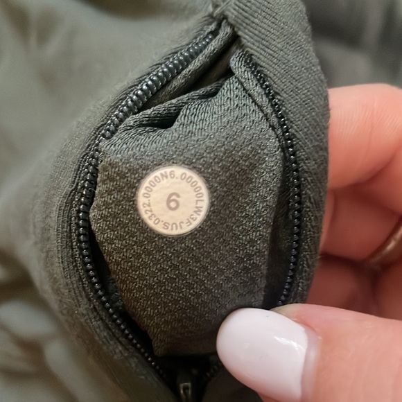 It’s Rulu Run Long Sleeve - Picture 7 of 7